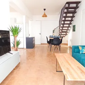  Homestay Luxury Private -sea View, Netflix, Gym- 5 Min From Beach! - Private In Shared Cyprus