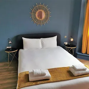  Apartment Rocks One Bed In Quiet Luxuy Development United Kingdom