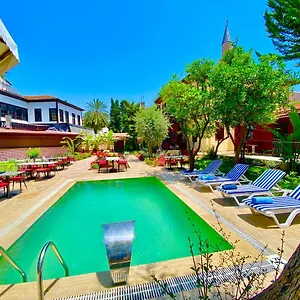  Homestay Necip Bey Konagi