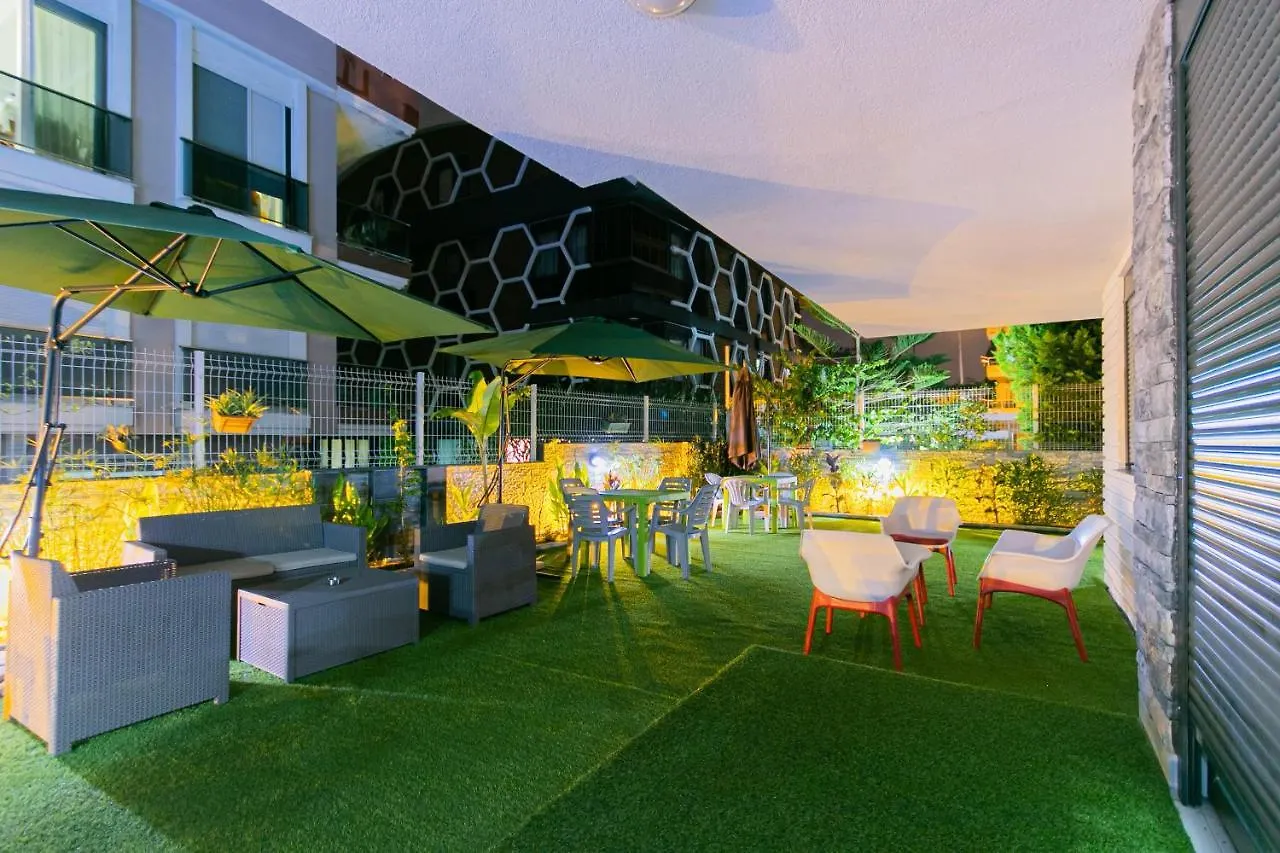 Oniks Comfort Suites Antalya Apartment
